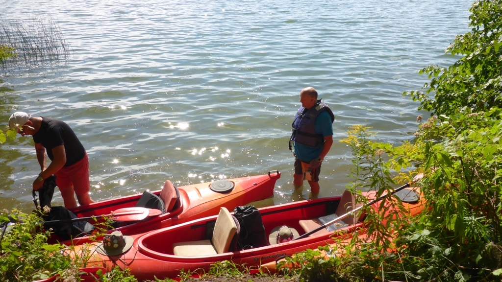 4 dniowy spływ kajakowy - odpoczynek na spływie 4 dniowy spływ kajakowy - odpoczynek na spływie