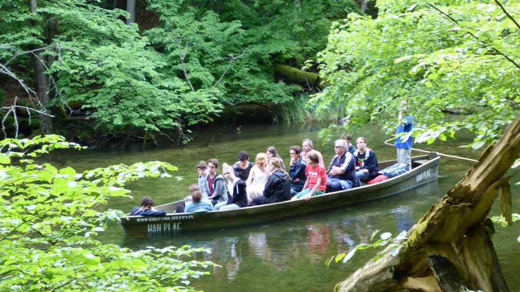 Spływy łodziami po rzece Krutyni Spływy łodziami po rzece Krutyni