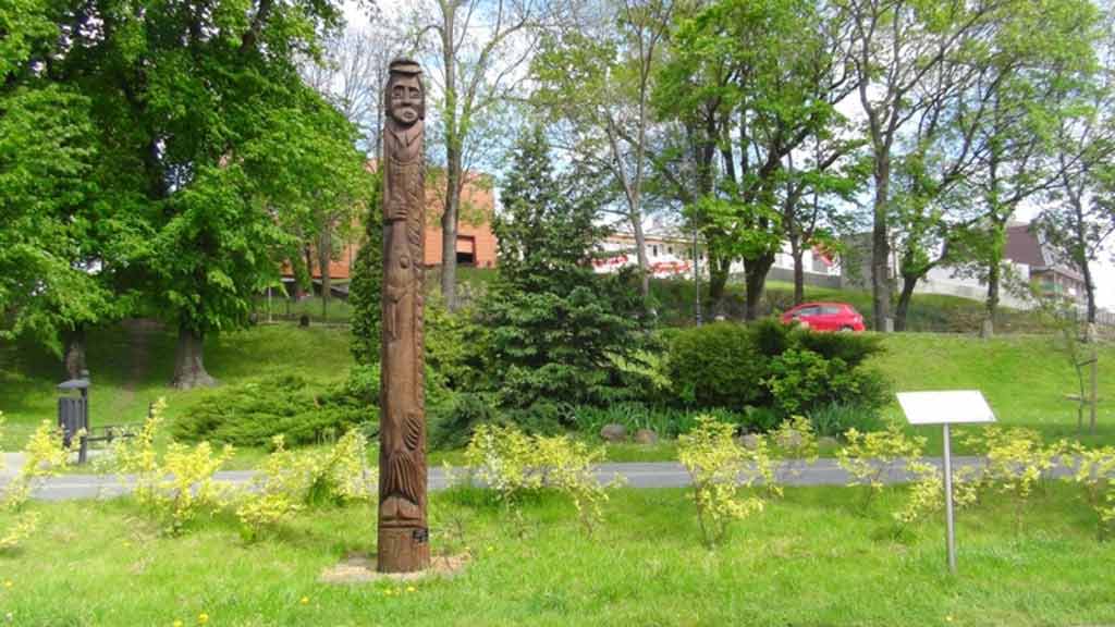 Ełk - Pomnik Rybaka z Mazur Ełk - Pomnik Rybaka z Mazur