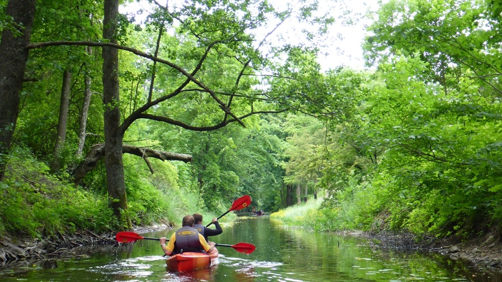 Szlak kajakowy rzeki Sapiny - okolice Kruklanek Szlak kajakowy rzeki Sapiny - okolice Kruklanek